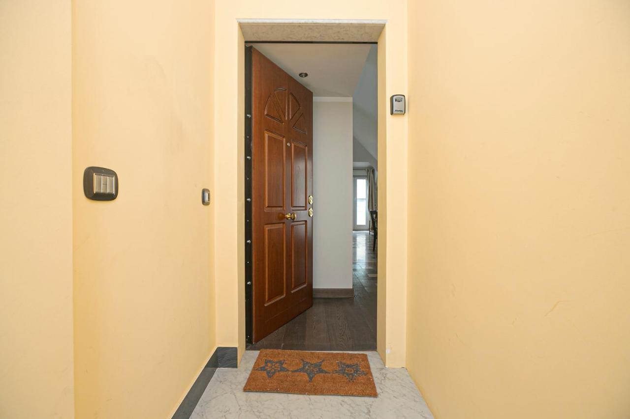 Ferienwohnung Real Italian Estate - Penthouse Genua Exterior foto